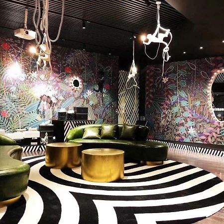 Onehome Art Hotel เซี่ยงไฮ้ ภายนอก รูปภาพ